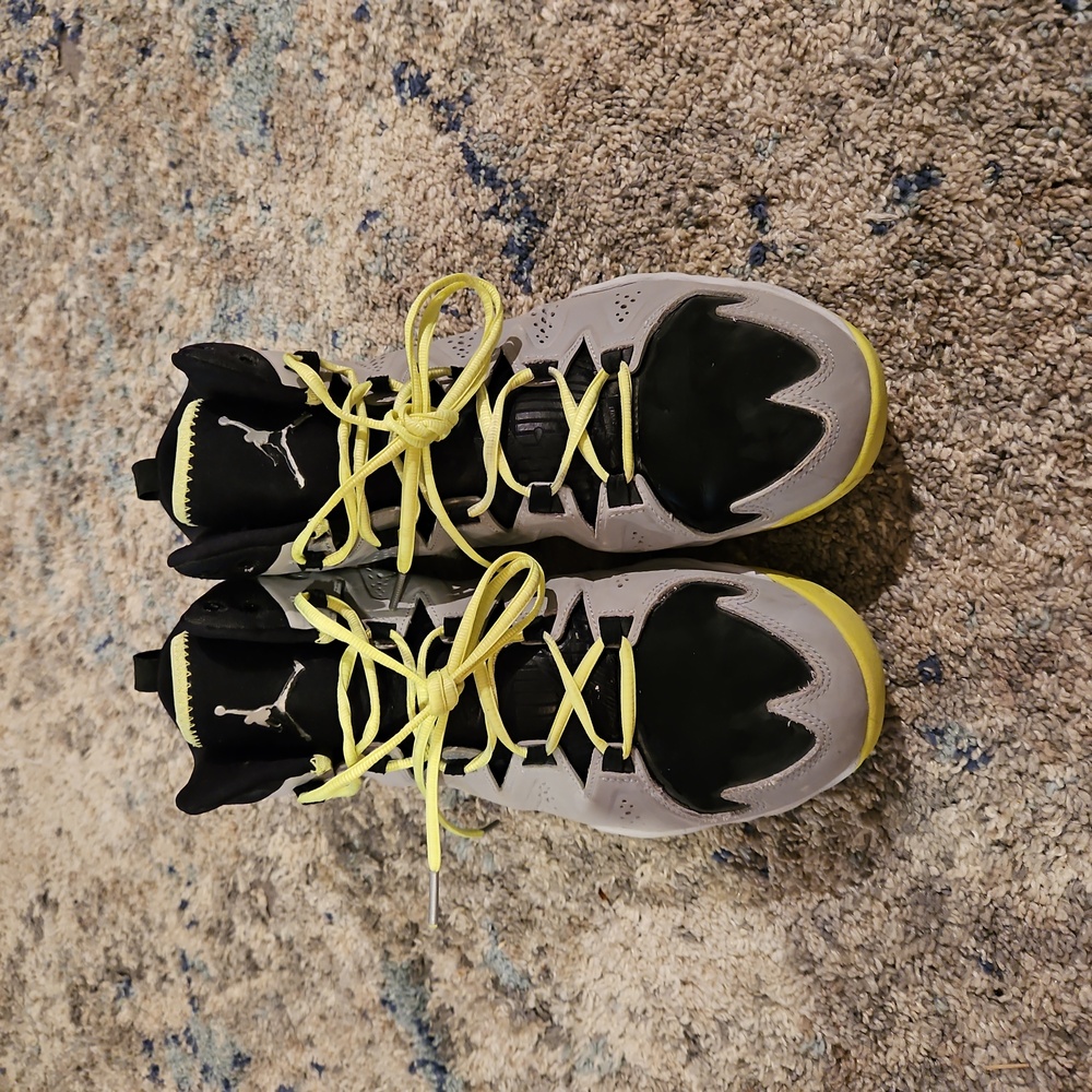 Jordan Melo M10 “Volt” 11 Men's